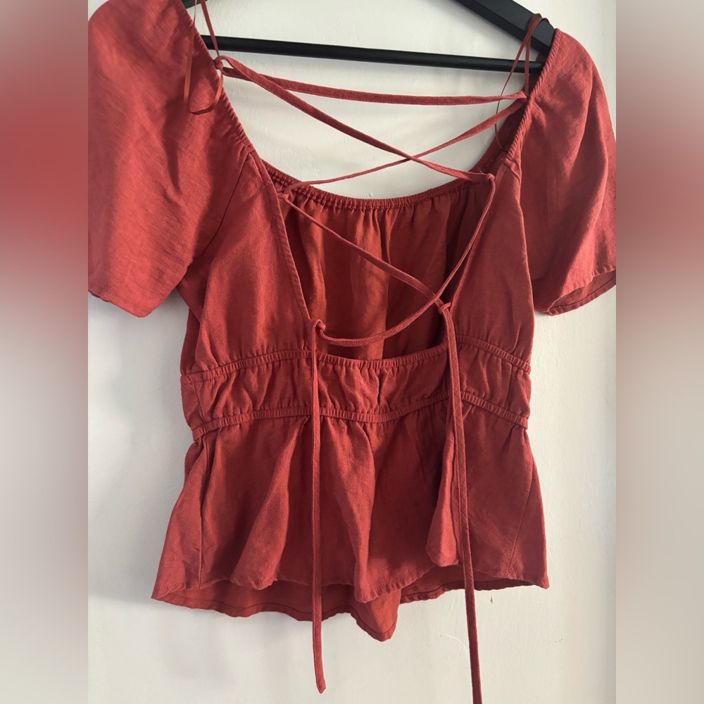 Red Polyester Blend Top - Picture 2 of 3